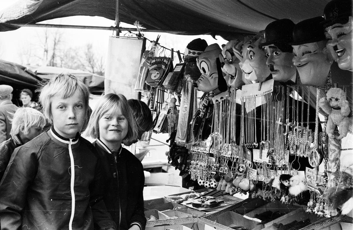 Vårmarknad, Tierp, Uppland, maj 1972