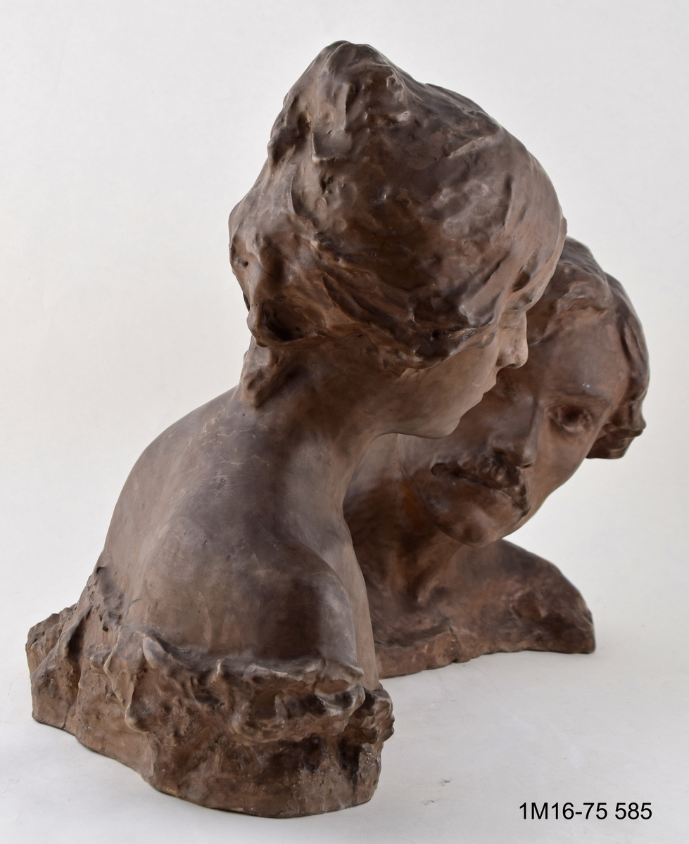 Skulptur. Titel: En fråga.