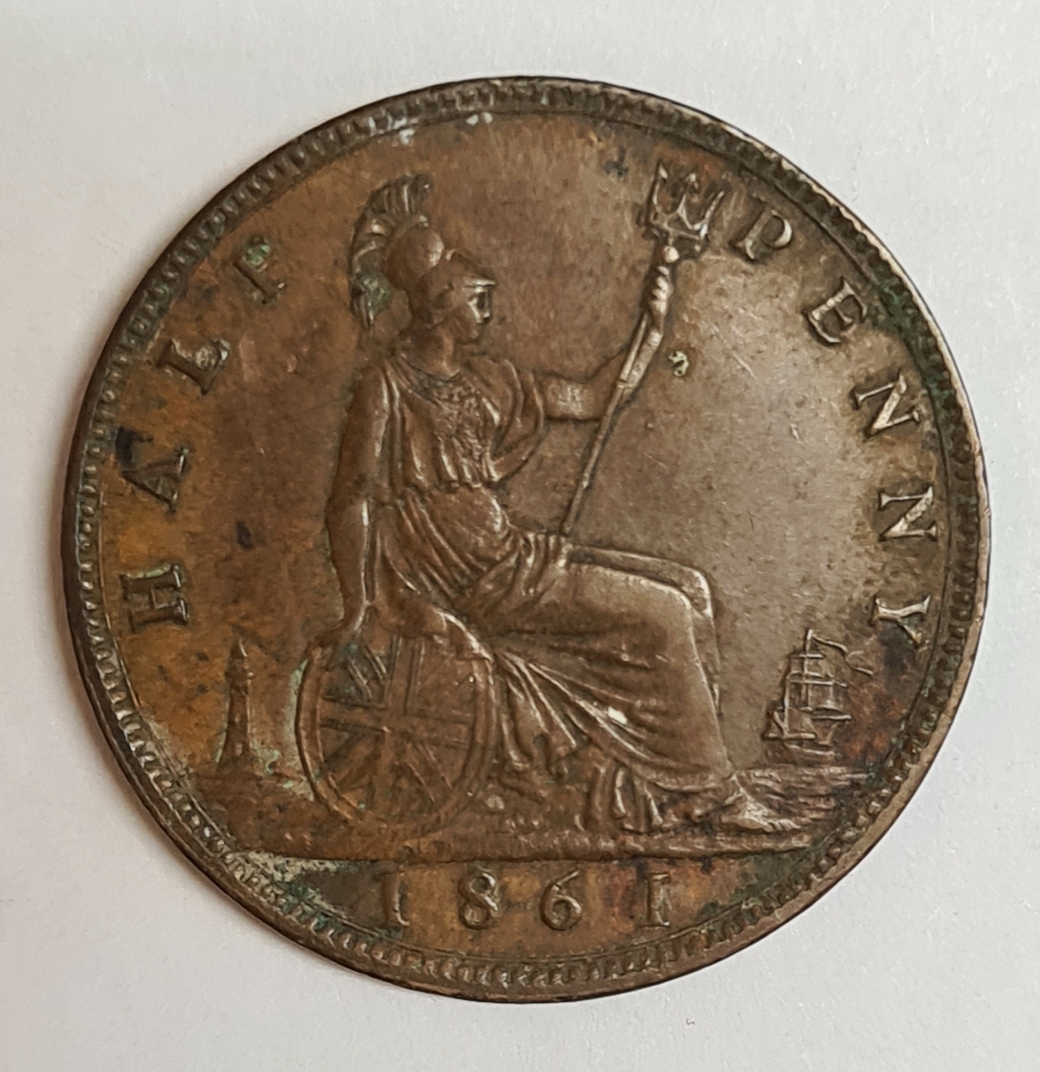 Åtta mynt från Storbritanien.
½ Penny, 1868
½ Penny, 1861
½ Penny, 1862
½ Penny, 1861
½ Penny, 1861
½ Penny, 1861
½ Penny, 1861
½ Penny, 1861
