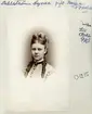 Enligt påskrift porträtt av Agnes Fredrika Gabriella Sahlström. Född i Linköping den 21 september 1851 som dotter till bokhandlare Peter Mathias Sahlström och Carolina Charlotta Åman. Gift 1892 i Malmö med grosshandlare Lorentz Beijer. Hon avled i februari månad 1916.