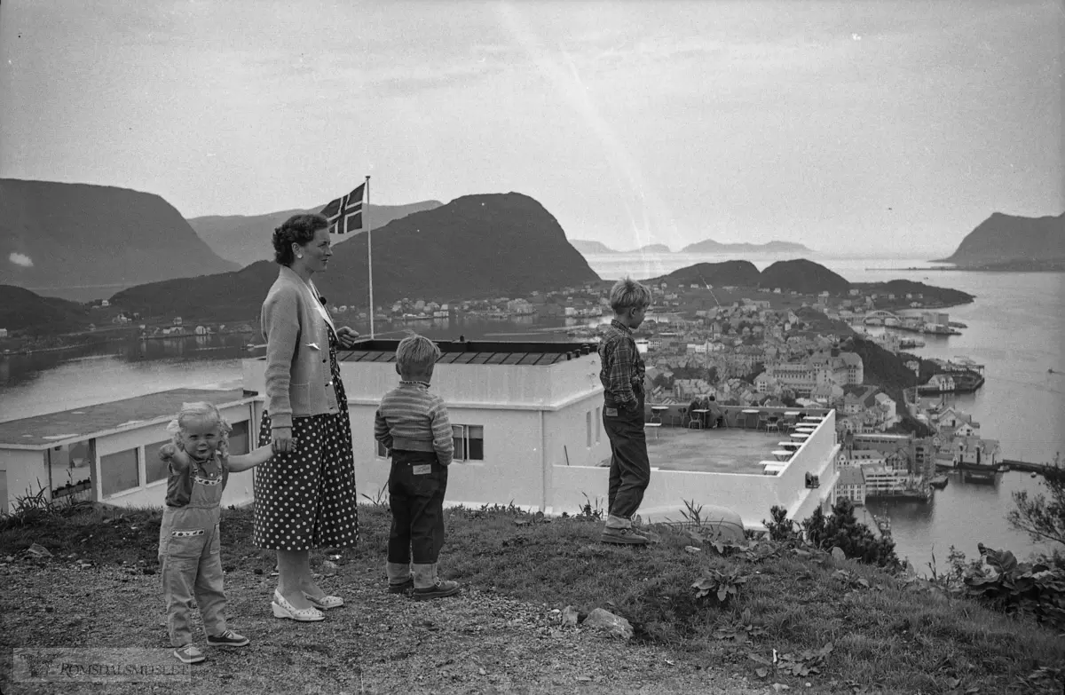 "Sommeren 1958"."Tur til Ørsta"