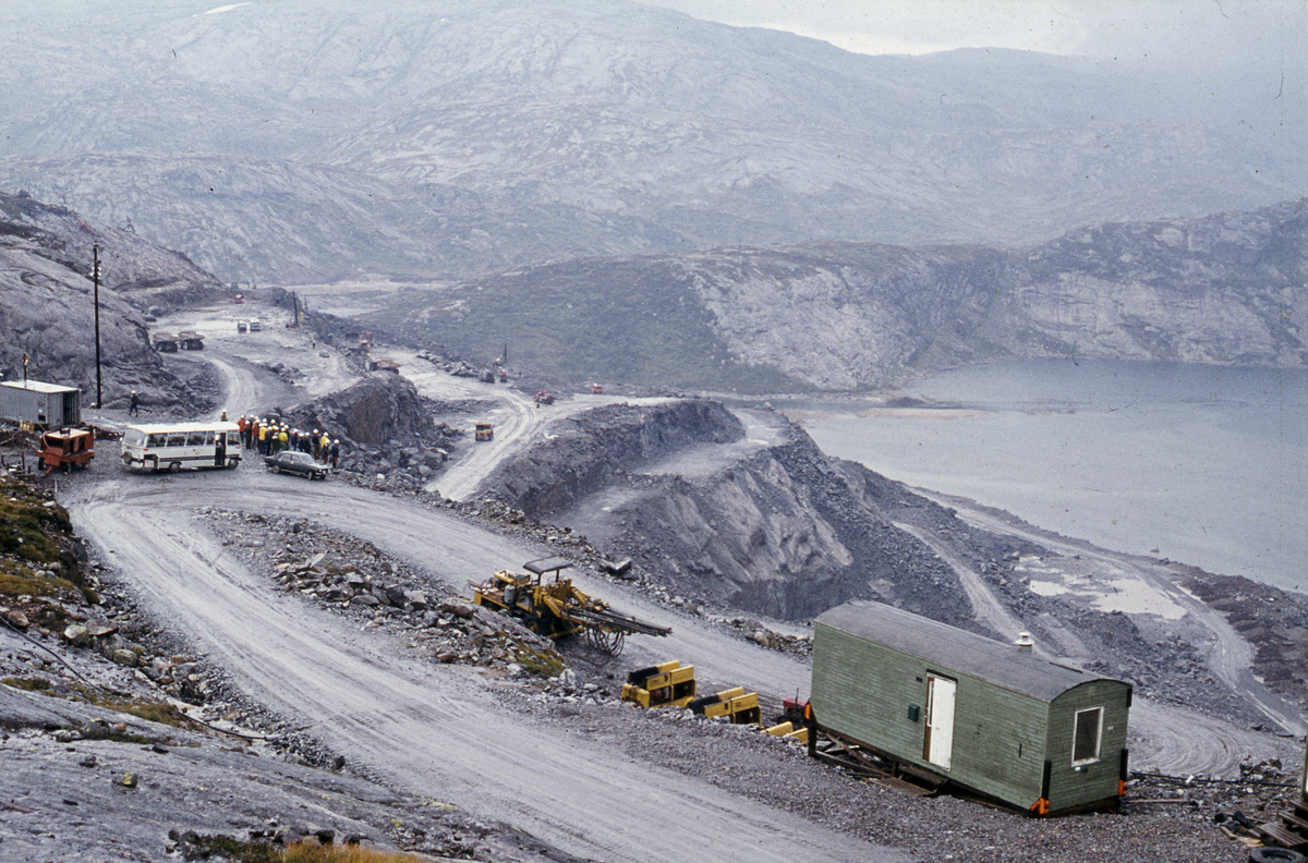 Sira - Kvina, Svartevatn, veg til steinbrudd.