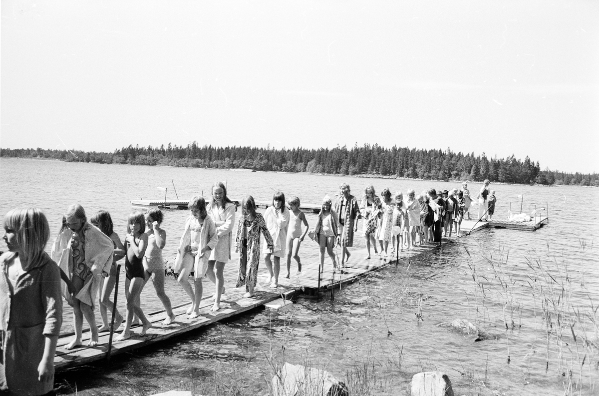 Simavslutning, Fagerviken, Hållnäs socken, Uppland, juli 1972