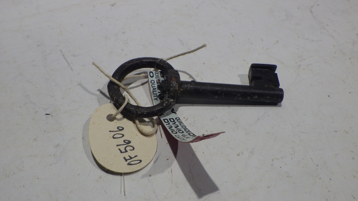 Form: Glatt stilk, ring

