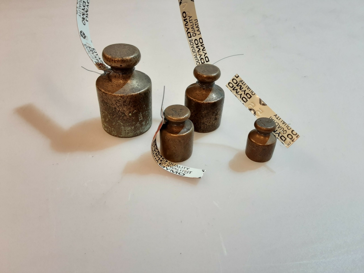 Form: Cylinderform m. knapp
