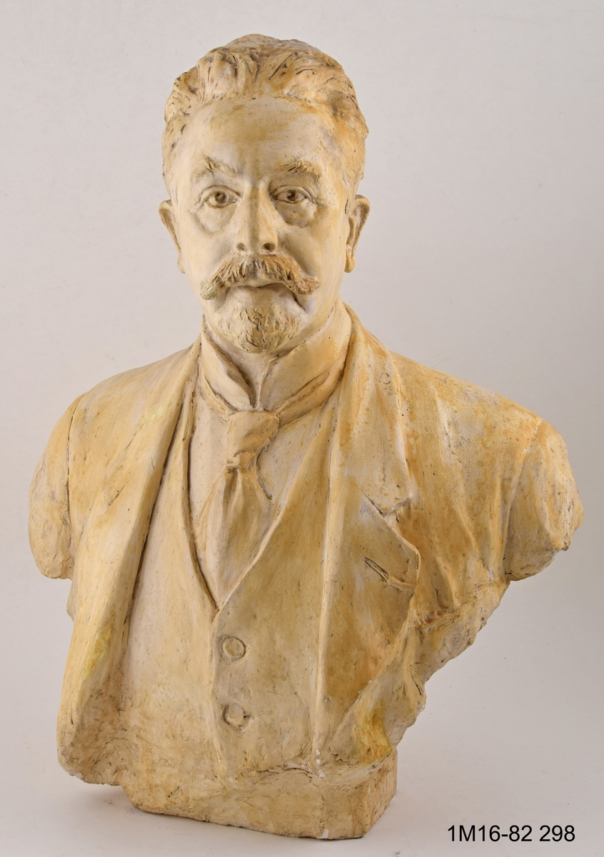 Skulptur, byst, föreställande Gustaf de Frumerie.