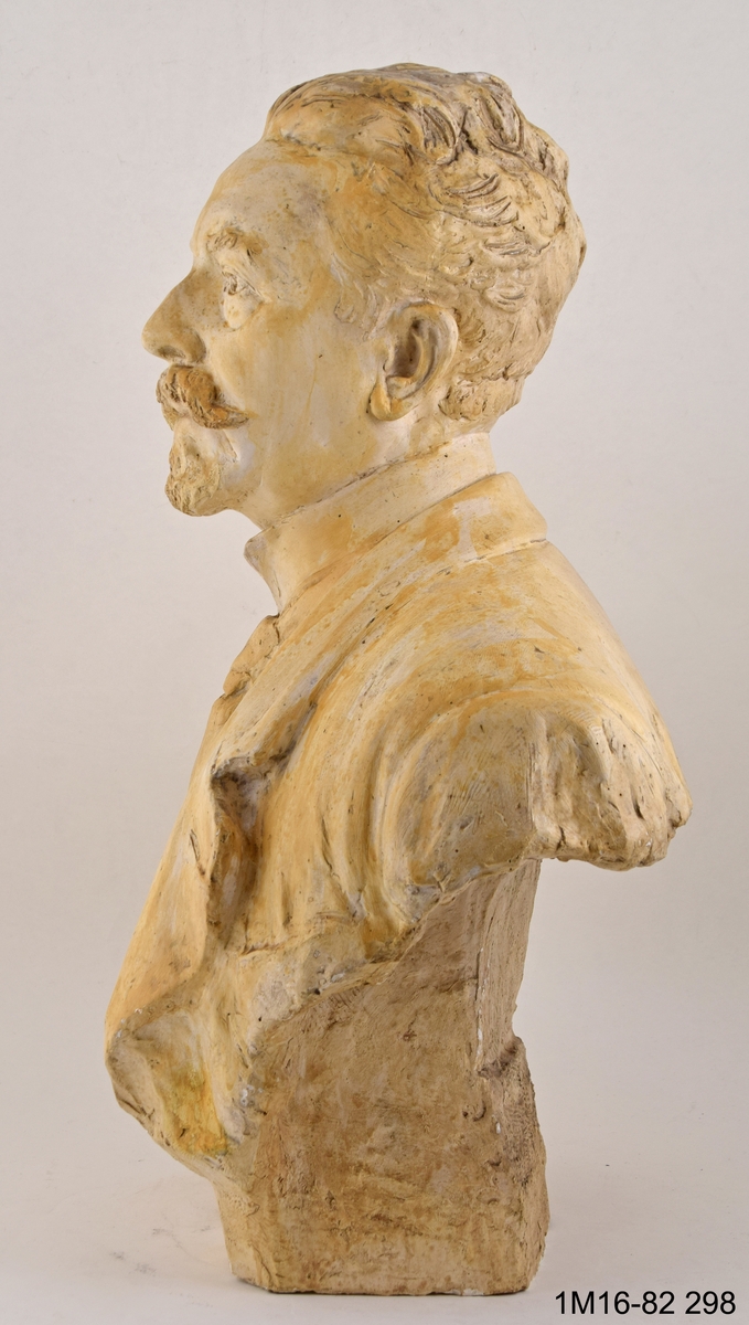 Skulptur, byst, föreställande Gustaf de Frumerie.
