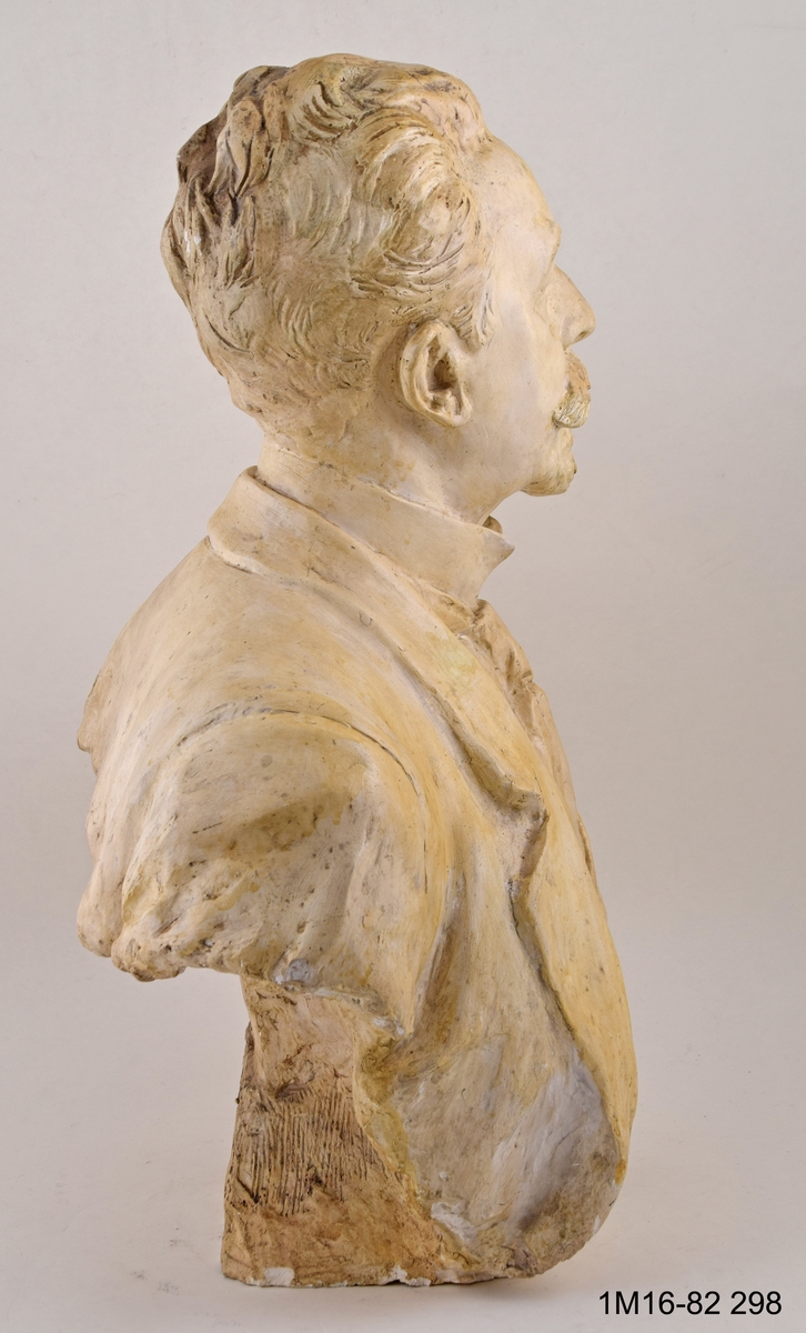 Skulptur, byst, föreställande Gustaf de Frumerie.
