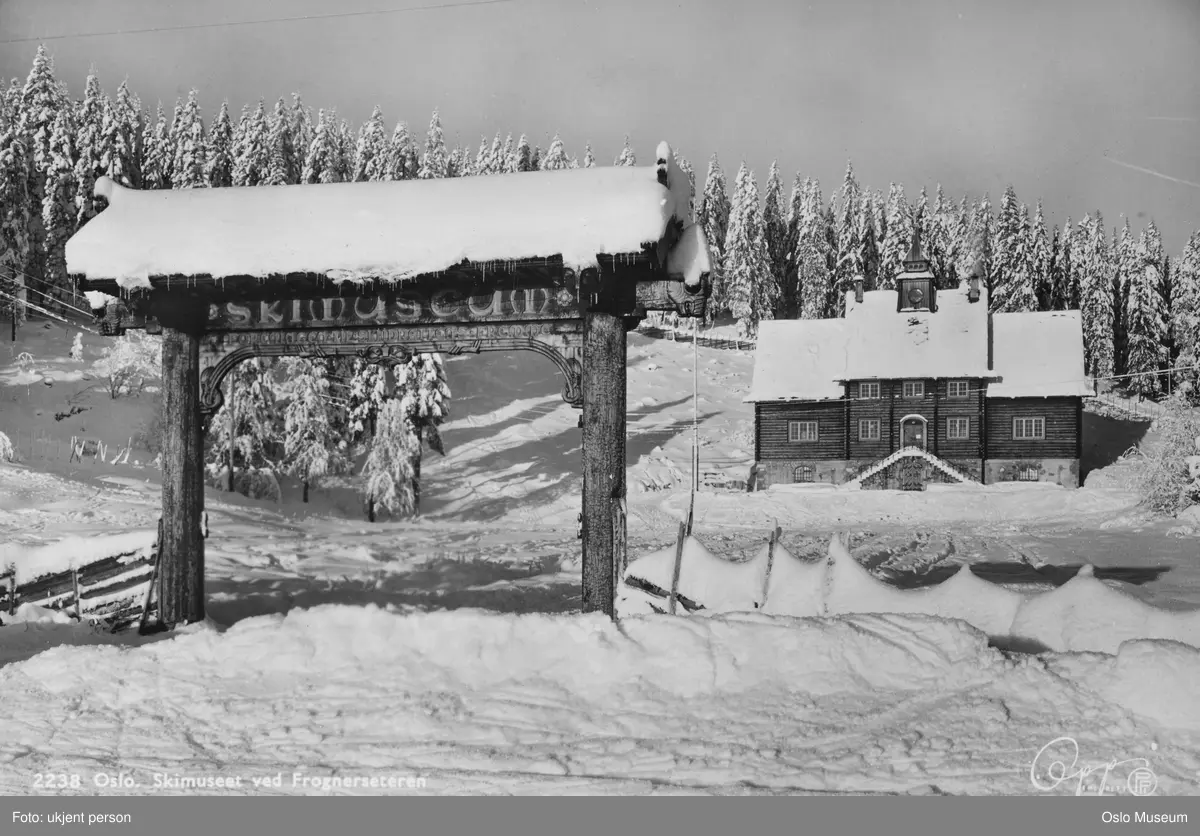 Skimuseet, skigard, port, skog