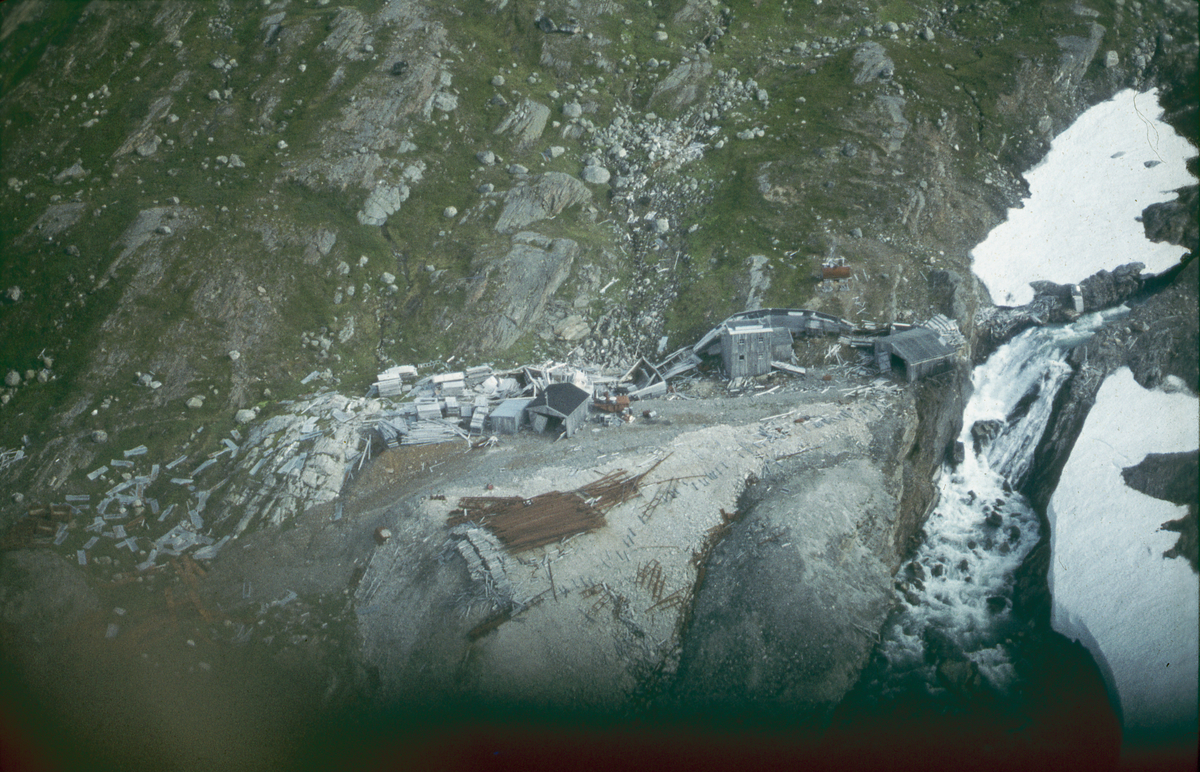 Glomfjord kraftverk, tipp ved Tærskaldvatn.