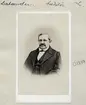 Enligt påskrift porträtt av regementsauditör Jonas Anders August Sahlander. Född i Linköping den 26:e januari 1811 som son till Erik Sahlander och Maria Catharina Duberg.
Från 1848 gift med Emelie Constance f. Berndes. Parets bägge söner, födda 1849 respektive 1853, dog i späd ålder och äktenskapen förblev därefter barnlöst. Efter en period som ägare och boende på gården Norra Freberga i Motala flyttade makarna åter till Linköping 1880.
Sahlander dog den 18 april 1882.