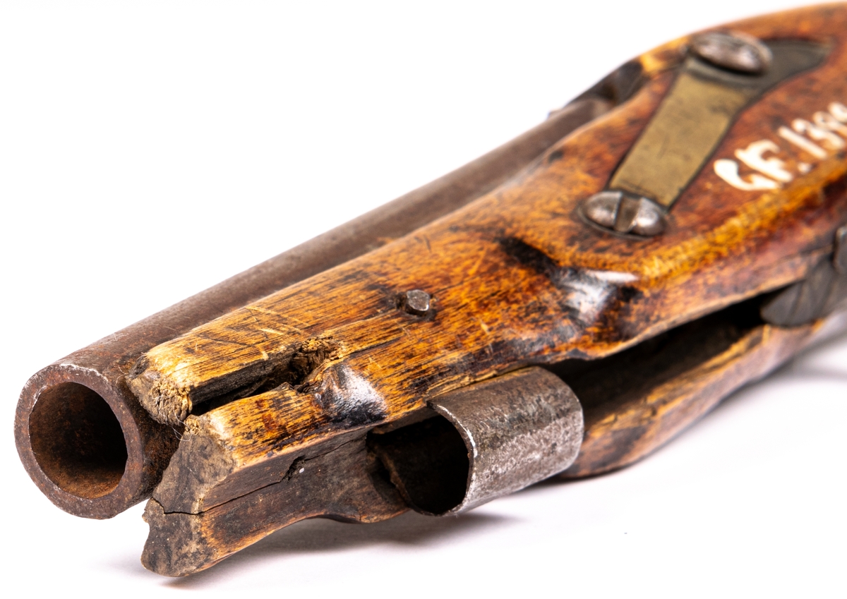 Pistol med knallhattslås, 1800-talet. Mynningsladdare.