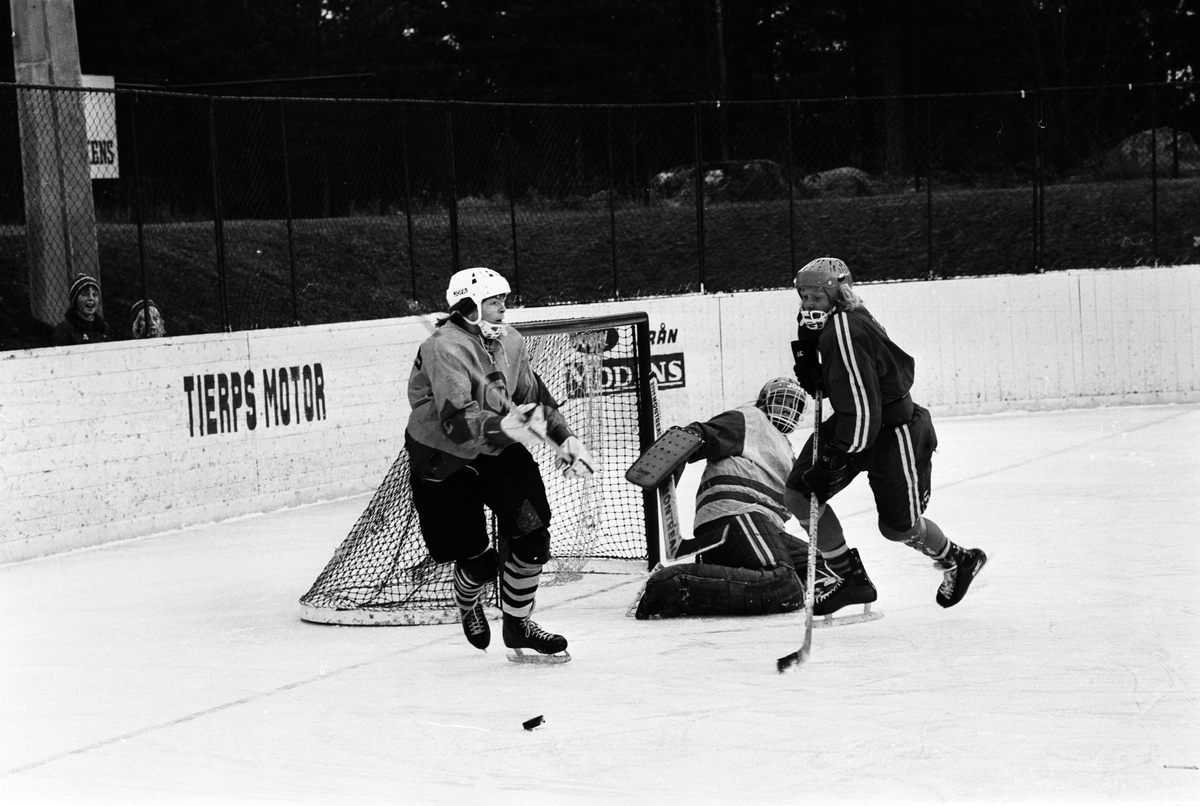 Tierps pojklag slog Våla, Uppland 1973