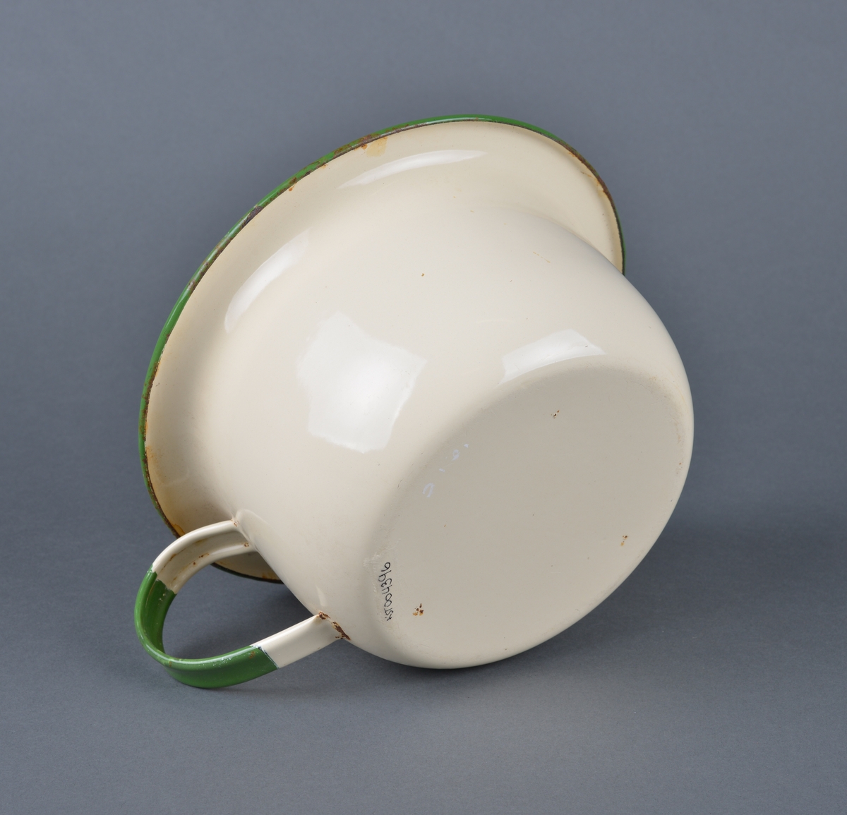 Nattpotte.
Gjerne plassert under sengen.