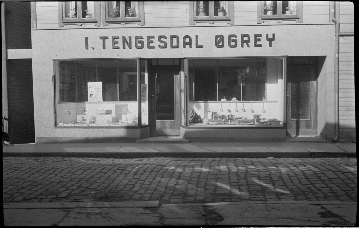 Kjøkkenbutikken "I. Tengesdal Øgrey" i Egersund.