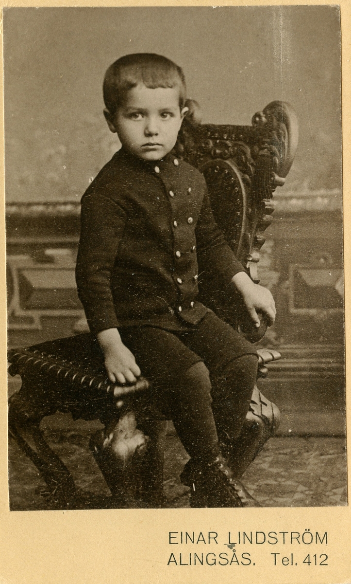 Porträtt av Gustaf Bruno som barn.