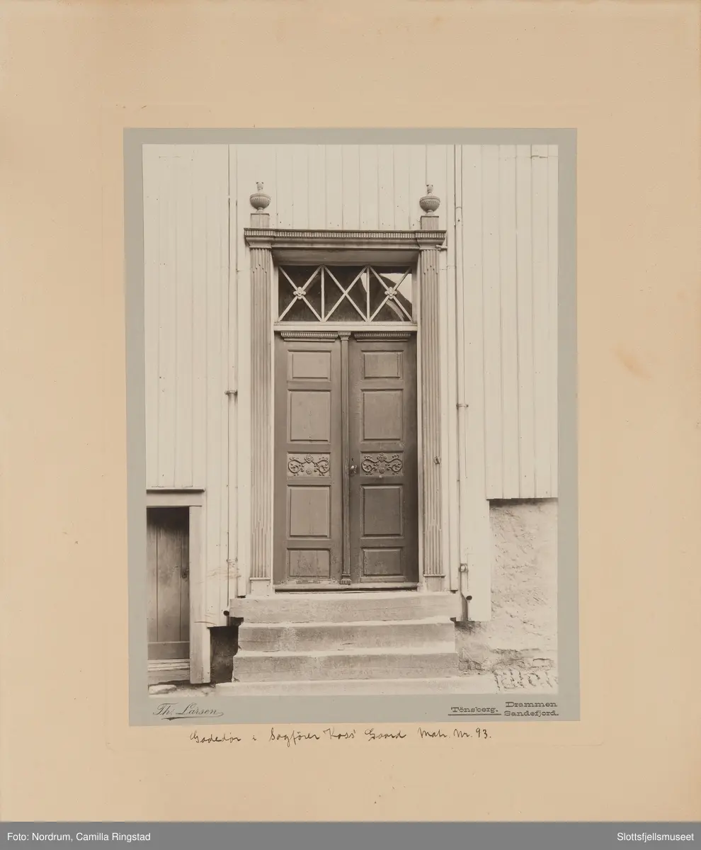 Gatedør i Sagfører Koss Gård, matrikkel nr. 93