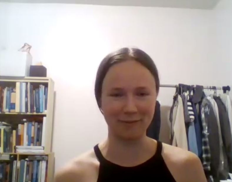 Intervjun genomfördes den 2 juni 2020 genom videokonferenssystemet Zoom och leddes av Tekniska museets intendent Peter Du Rietz i Stockholm. Gunnar Cedersund deltog från en servering i Linköping och Julia Bengtsson från New York.
Intervjun ingår i projektet "Digitala innovationer i skuggan av Corona".
Bitvis är uppkopplingen från framför allt Gunnar Cedersund bristfällig och inspelningen hackar av och till vilket ibland gör det svårt att höra vad som sägs. 
Transkriberingen är utförd av företaget Rappa tag och redigerad av Peter Du Rietz.