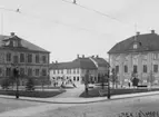 Vy från Östra Storgatan mot Hovrättstorget, Hovrätten och gamla Rådhuset.