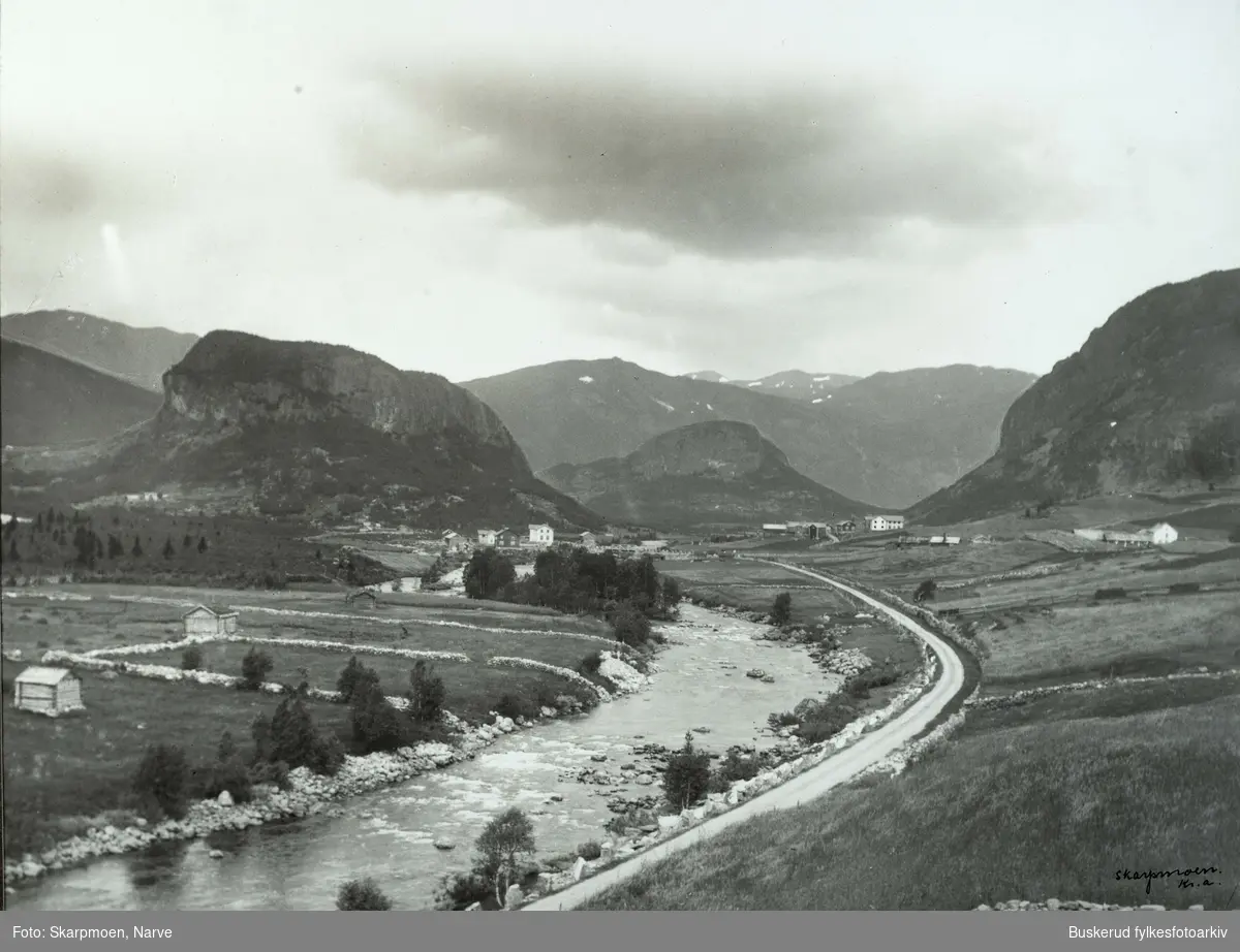 Nordbygda i Hemsedal. Elva Hemsil