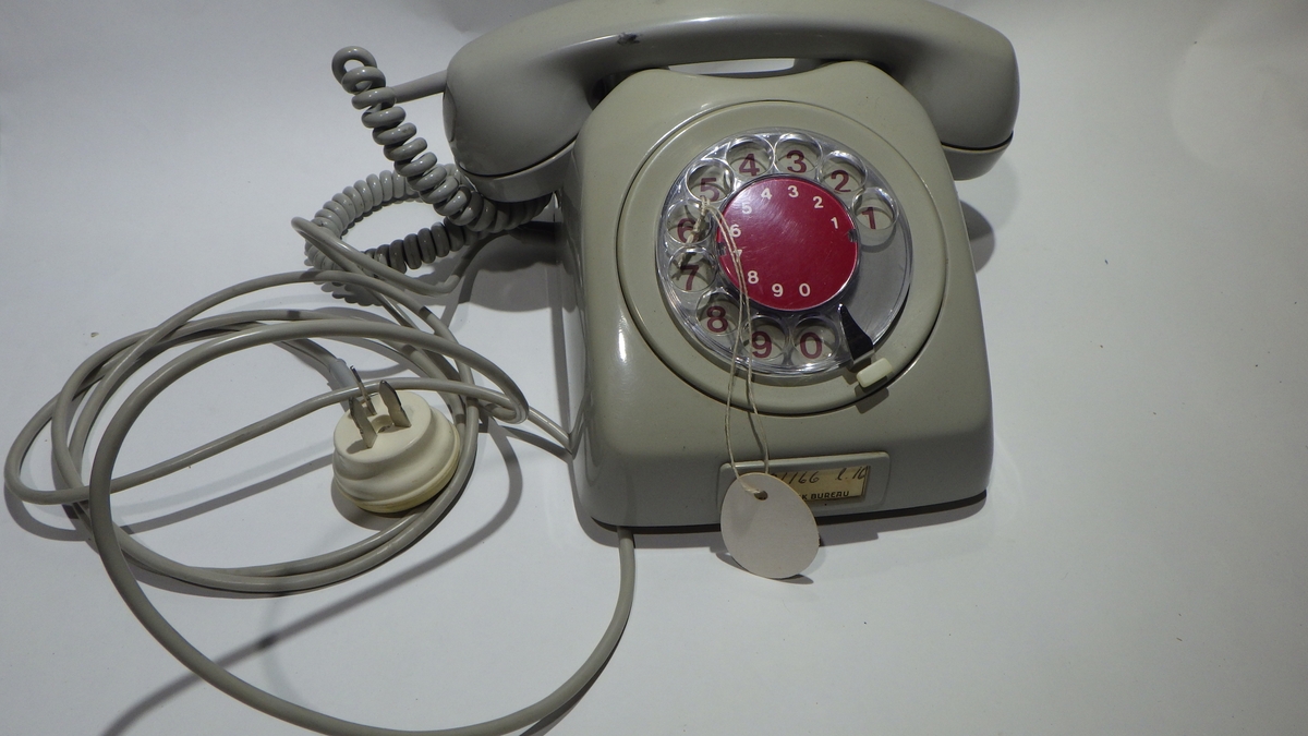 Telefon