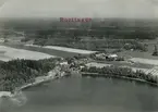 Flygfoto över Odensviholm herrgård. Vykort och obeskuren förlaga.