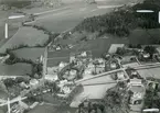 Flygfoto över Björnsholm. Hela fotot samt det vykort som producerades.