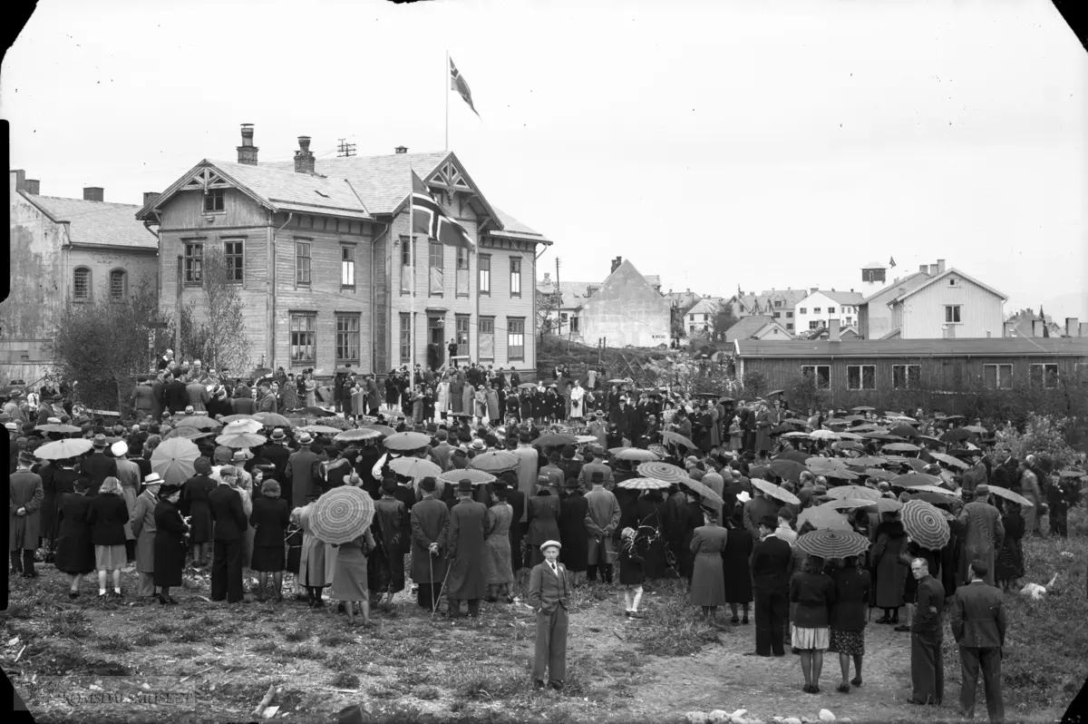 Den første gudstjeneste i Molde etter krigen, 17.05.1945.