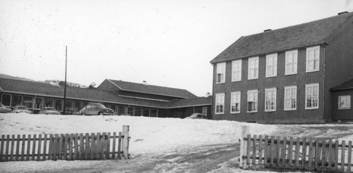Alvdal, Plassen skole
