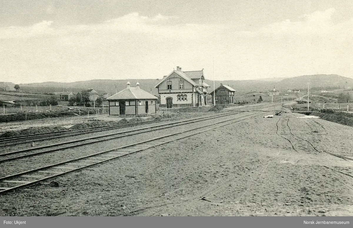 Sparbu stasjon under bygging
Nordlandsbanen ble åpnet forbi Sparbu 15.11.1905