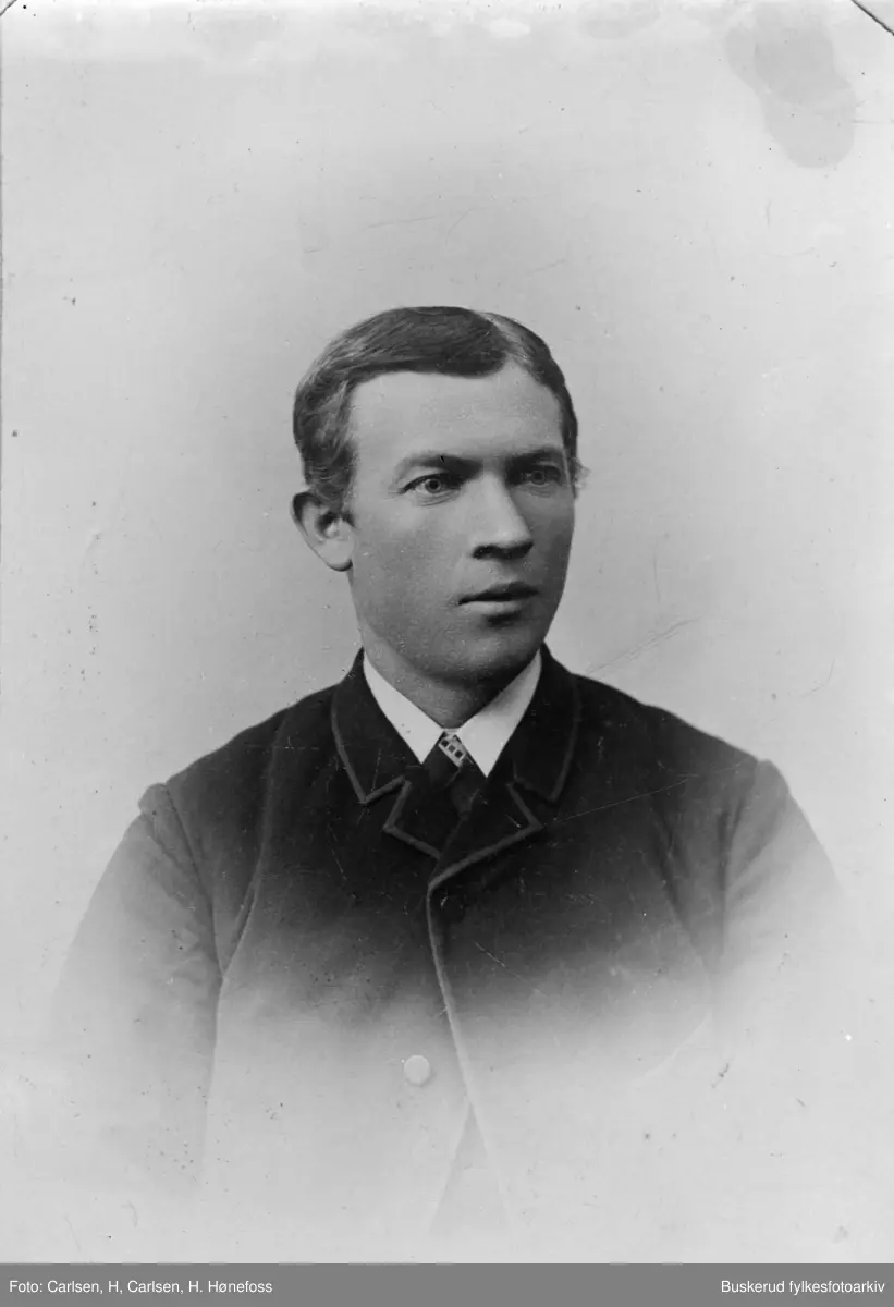 Hans Fjeld. Baker i Hønefoss.f1863-05-08
