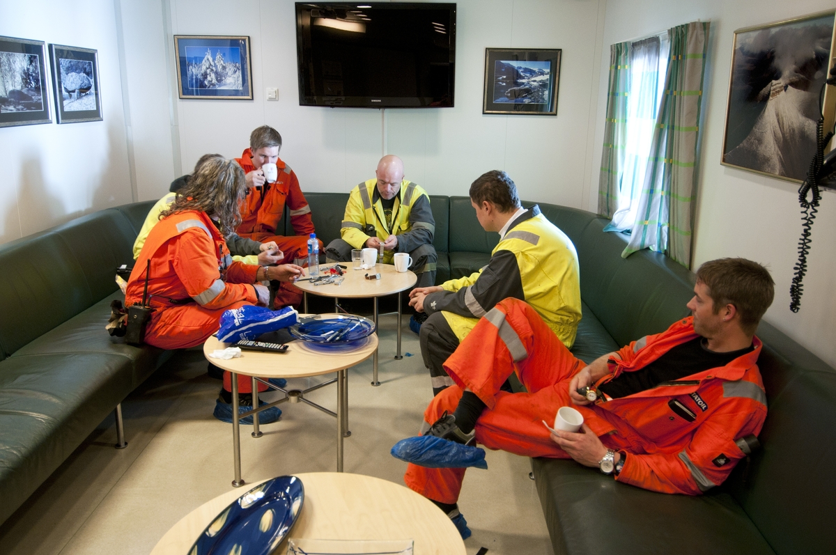 Pauserom på Statfjord A, og tid for litt kaffe og kaker mellom arbeidet.