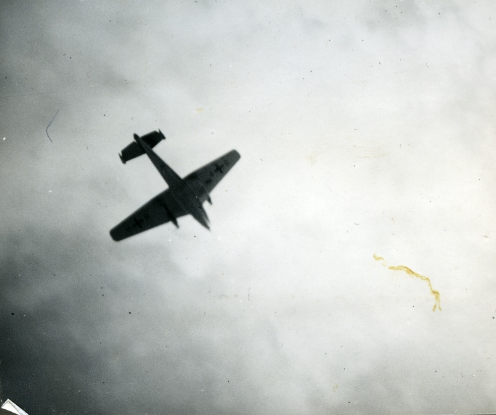 Et tysk bombefly over Bodø 27. mai 1940.