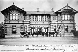 Järnvägsstationer i Halland