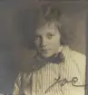 Ingeborg Gustafsson (Ioe). Ur album Kurskamrater som delade ljuvt och lett, på Telegrafkursen i Stockholm 1920.