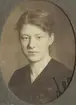 Elin Lesseur (Les). Ur album Kurskamrater som delade ljuvt och lett, på Telegrafkursen i Stockholm 1920.