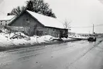 Smedjan, Teleborgs slott. 1960-tal. I bakgrunden skymtar ett bostadshus.