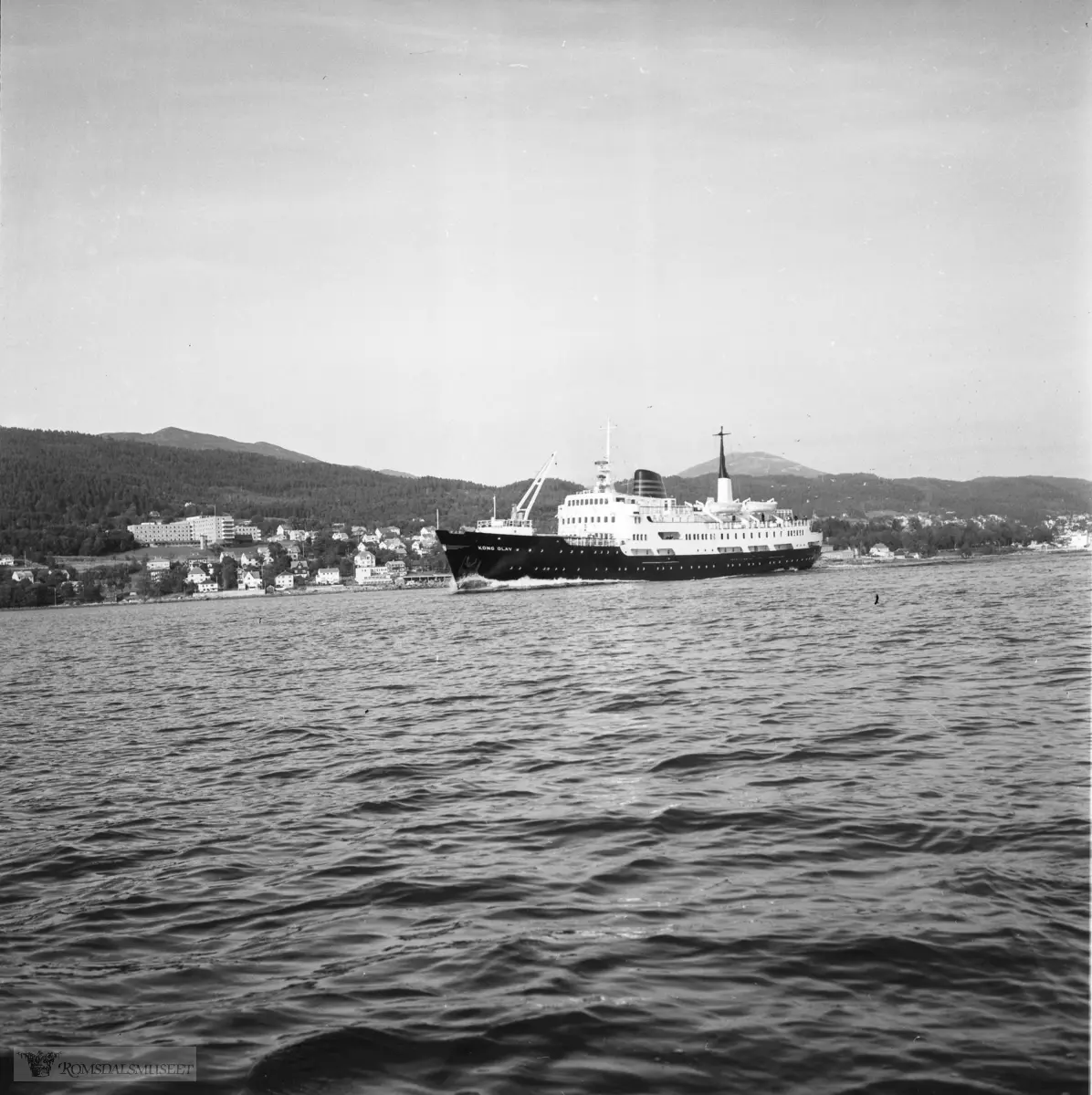 MS «Kong Olav» (kallesignal LJRW) er et tidligere hurtigruteskip som ble overlevert rederiet Det Stavangerske Dampskibsselskab (DSD) i april 1964.