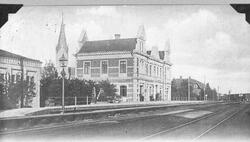 Järnvägsstationer i Halland