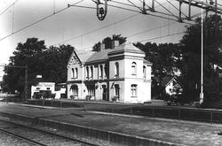 Järnvägsstationer i Halland