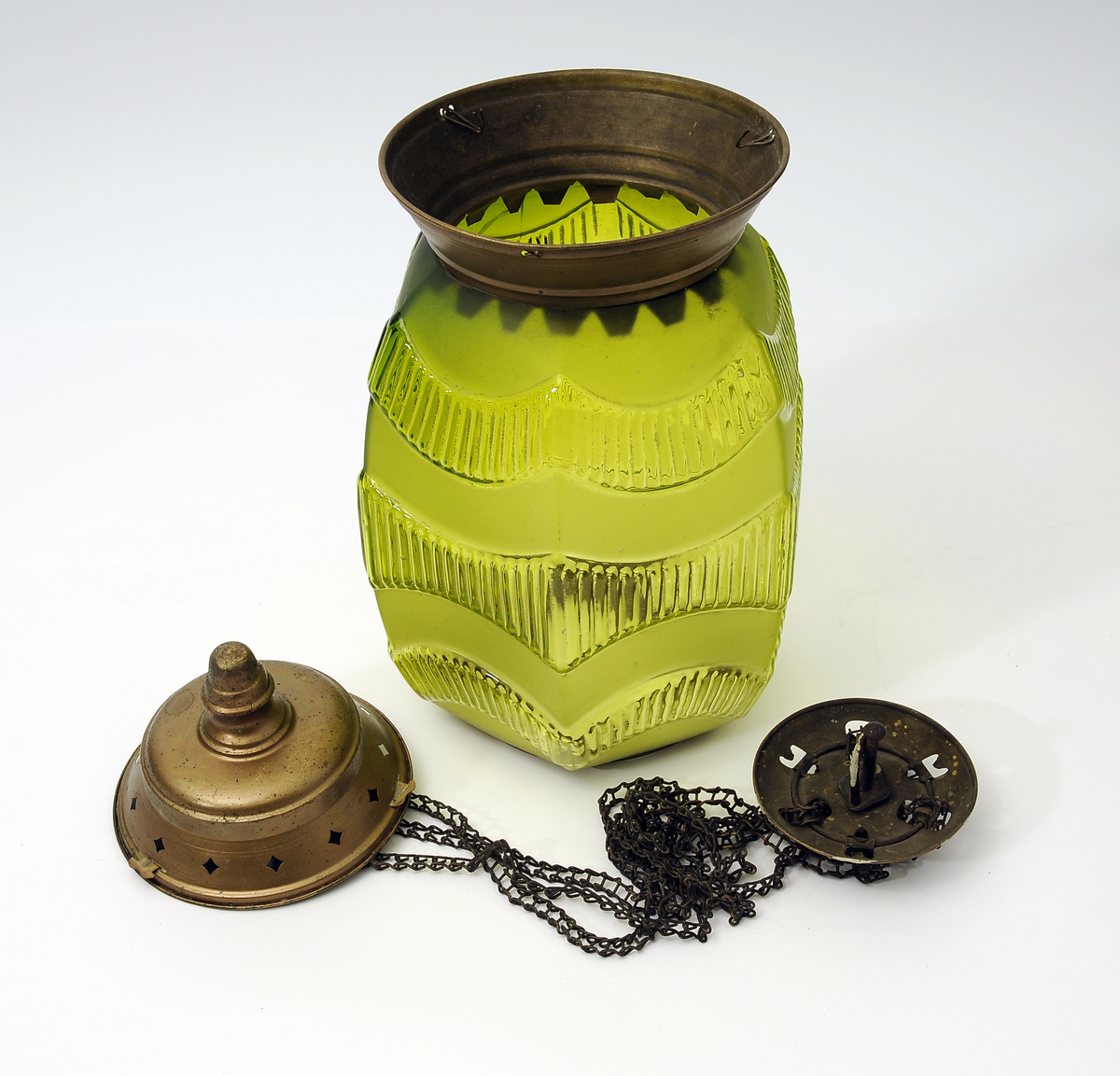 Taklampe fra 1920-tallet, også kalt "Måneskinnslampe" 