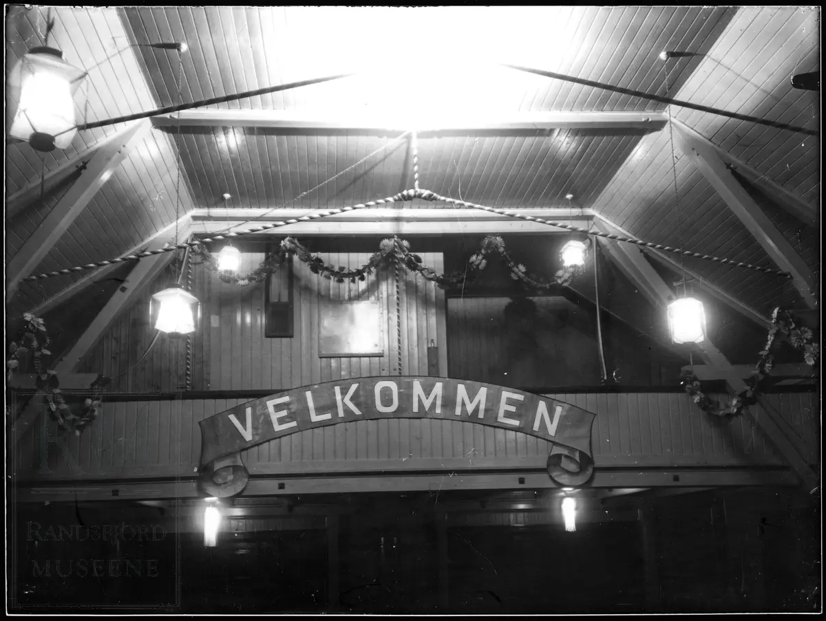 Interiør fra Folkets Hus i Jevnaker.