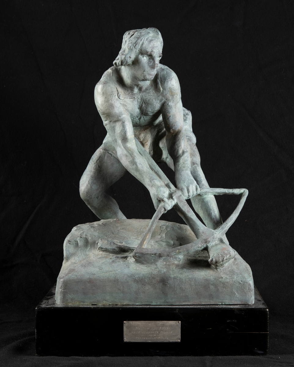 Bågspännaren [Skulptur]