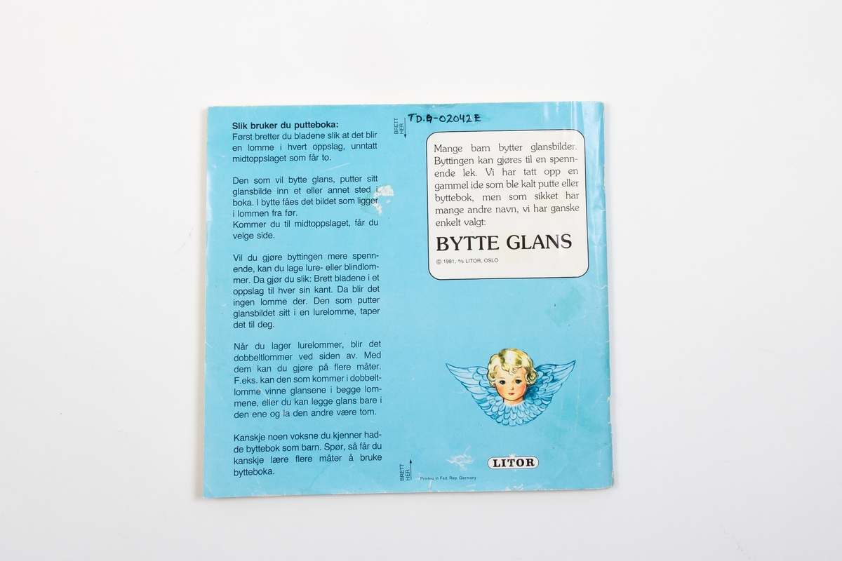 skrift. Pike som mater geit. kattunger. Engler. Blomster. Portrett. Fly