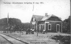 Järnvägsstationer i Halland