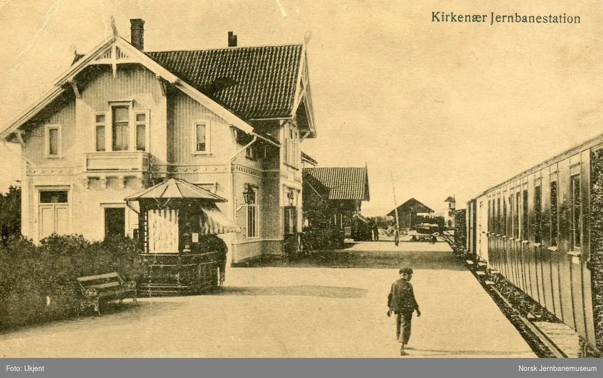 Persontog på Kirkenær stasjon på Solørbanen