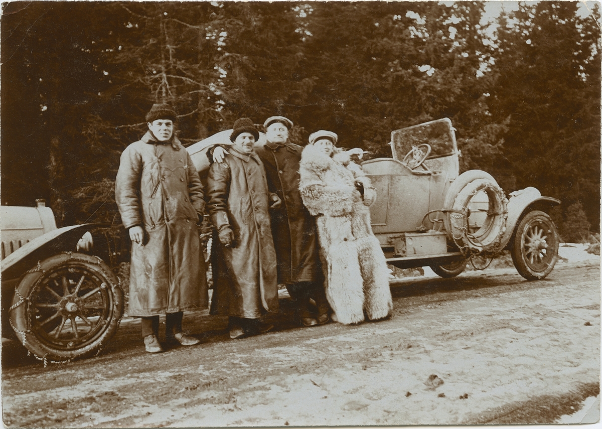 Fotografi från John Neréns motorhistoriska samling.