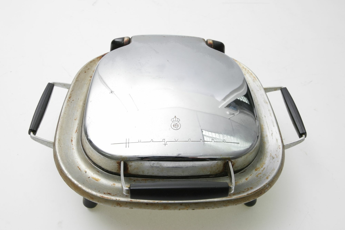 Elektrisk vaffeljern med  fire hjerter

