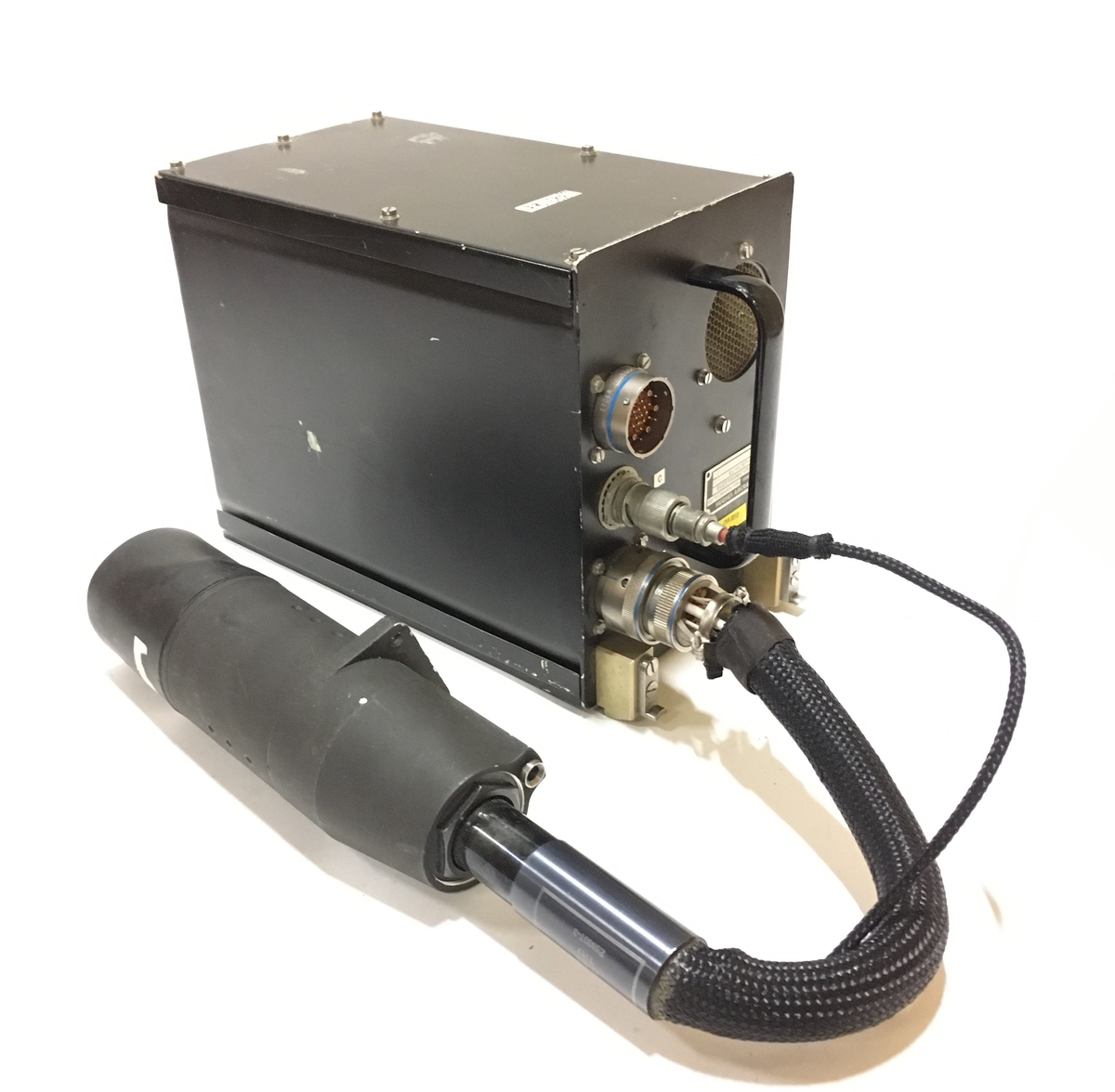 Elektronisk presentationsutrustning för Rb05 i AJ 37. Detta ex har dock varit monterat i Fpl 32 för utprovning av systemet.