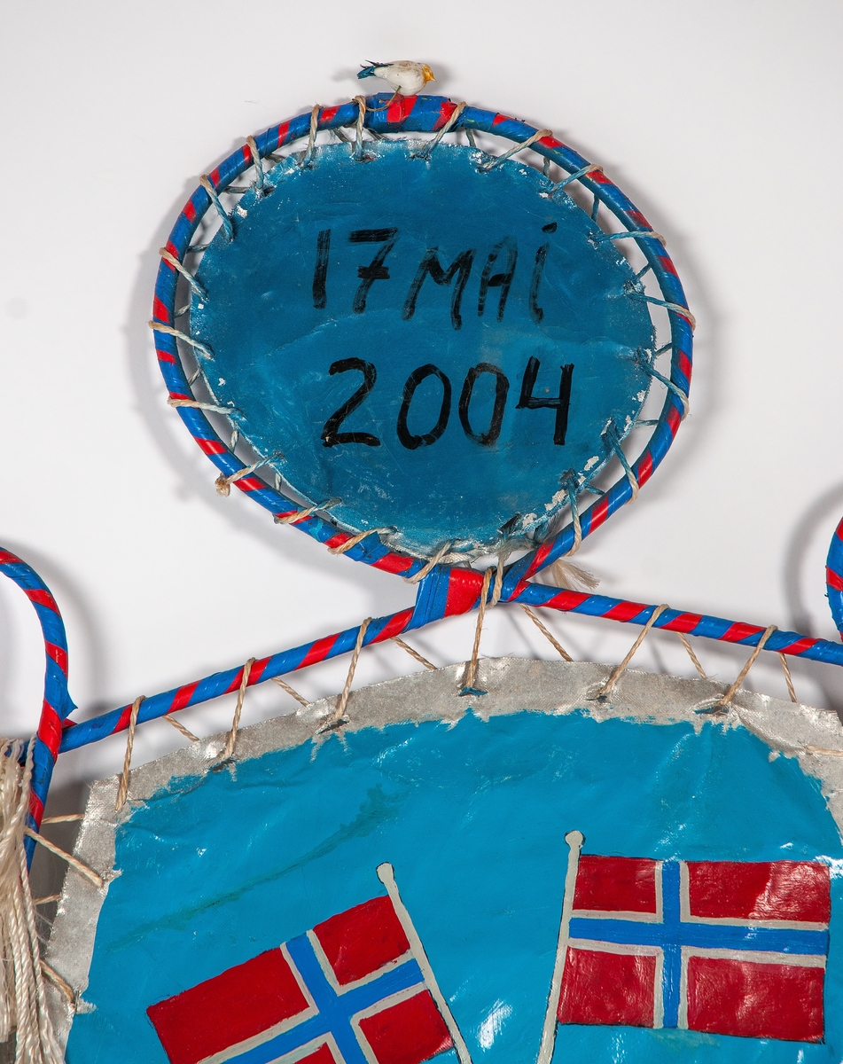 Fane brukt under 17. mai feiring på Frigg.